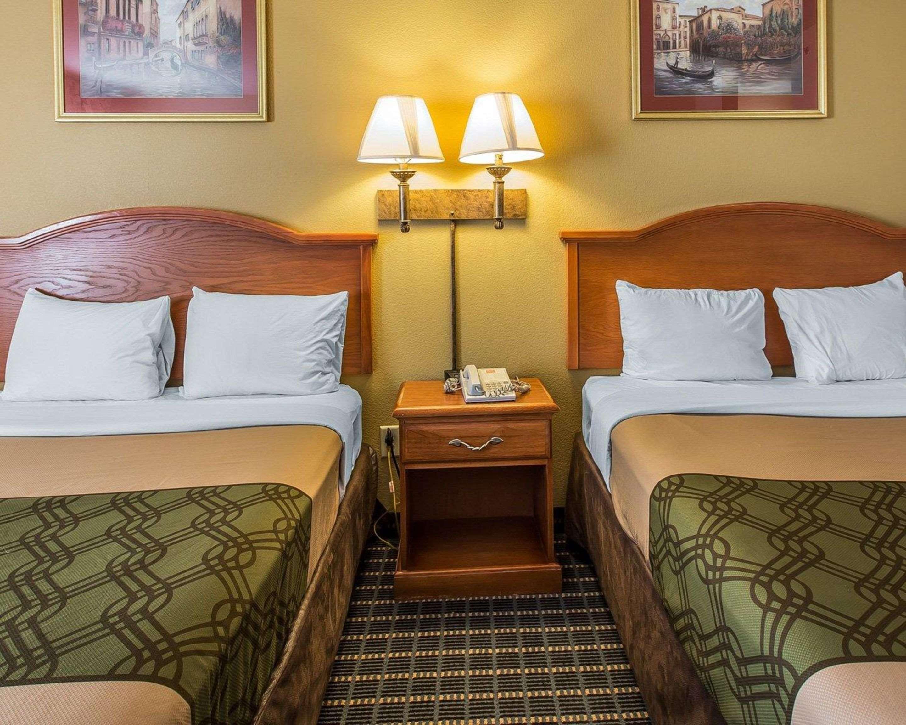 Econo Lodge Brunswick Dış mekan fotoğraf